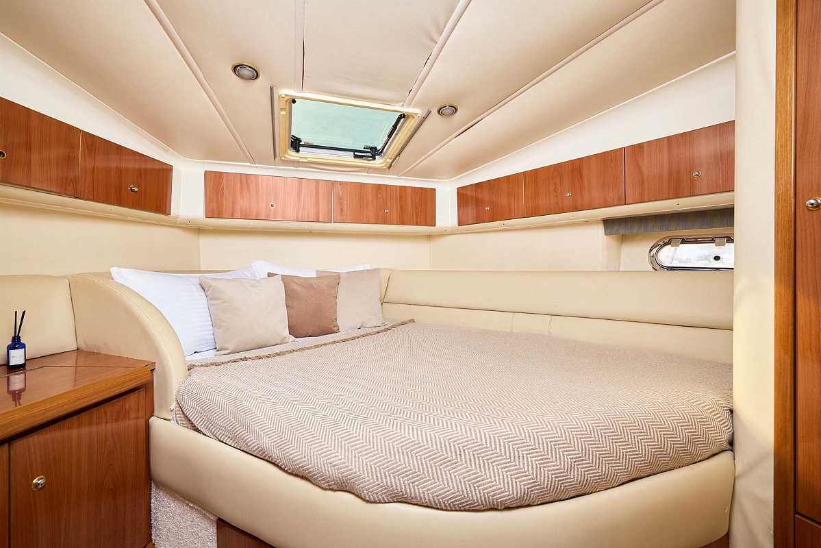 Аренда яхты Sealine F43 Monte Carlo в Питере, Санкт-Петербург